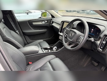 Used Volvo XC40 2025 for sale - 78620591: Photo