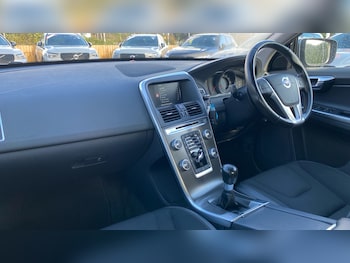 Used Volvo XC60 2015 for sale - 76526563: Photo