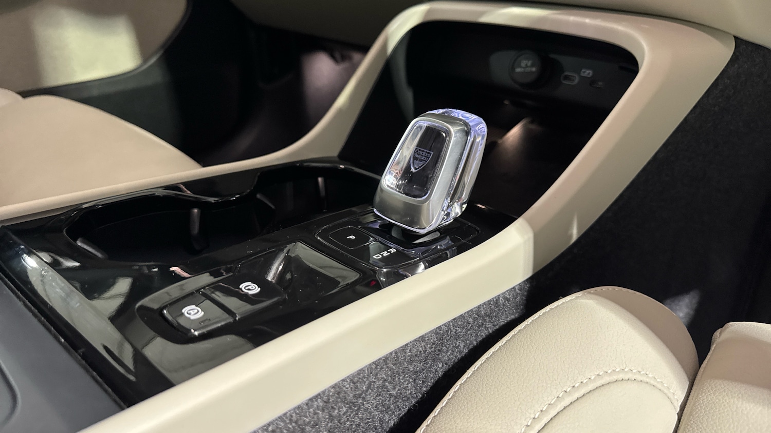 Used Volvo XC40 2025 for sale - 77127294: Photo 18