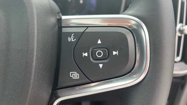 Used Volvo XC40 2024 for sale - 75390950: Photo 19