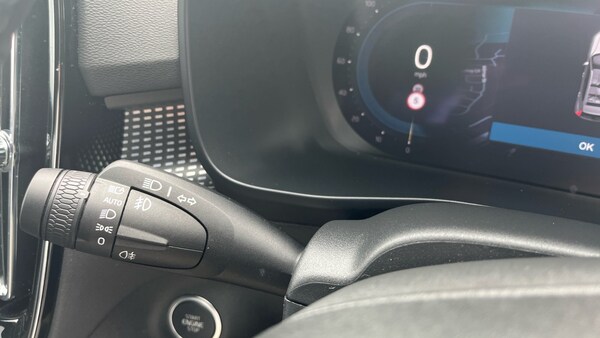 Used Volvo XC40 2024 for sale - 75390950: Photo 24