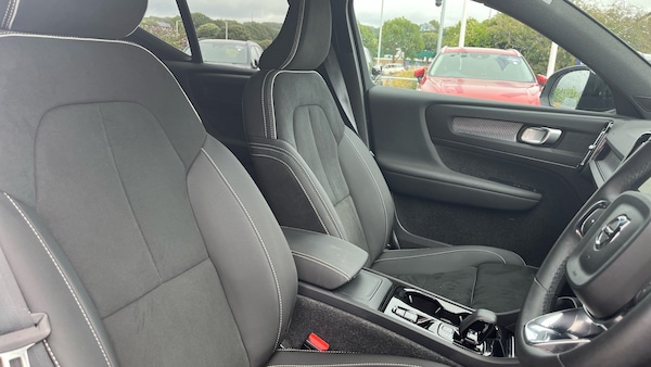 Used Volvo XC40 2024 for sale - 75390950: Photo 9