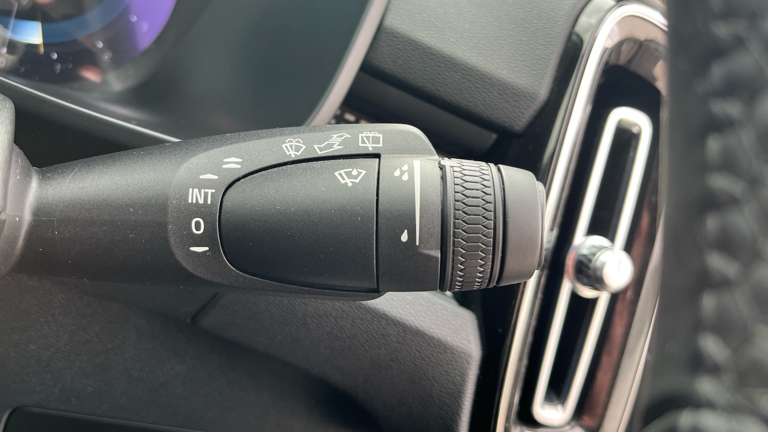 Used Volvo XC40 2022 for sale - 76461721: Photo 25