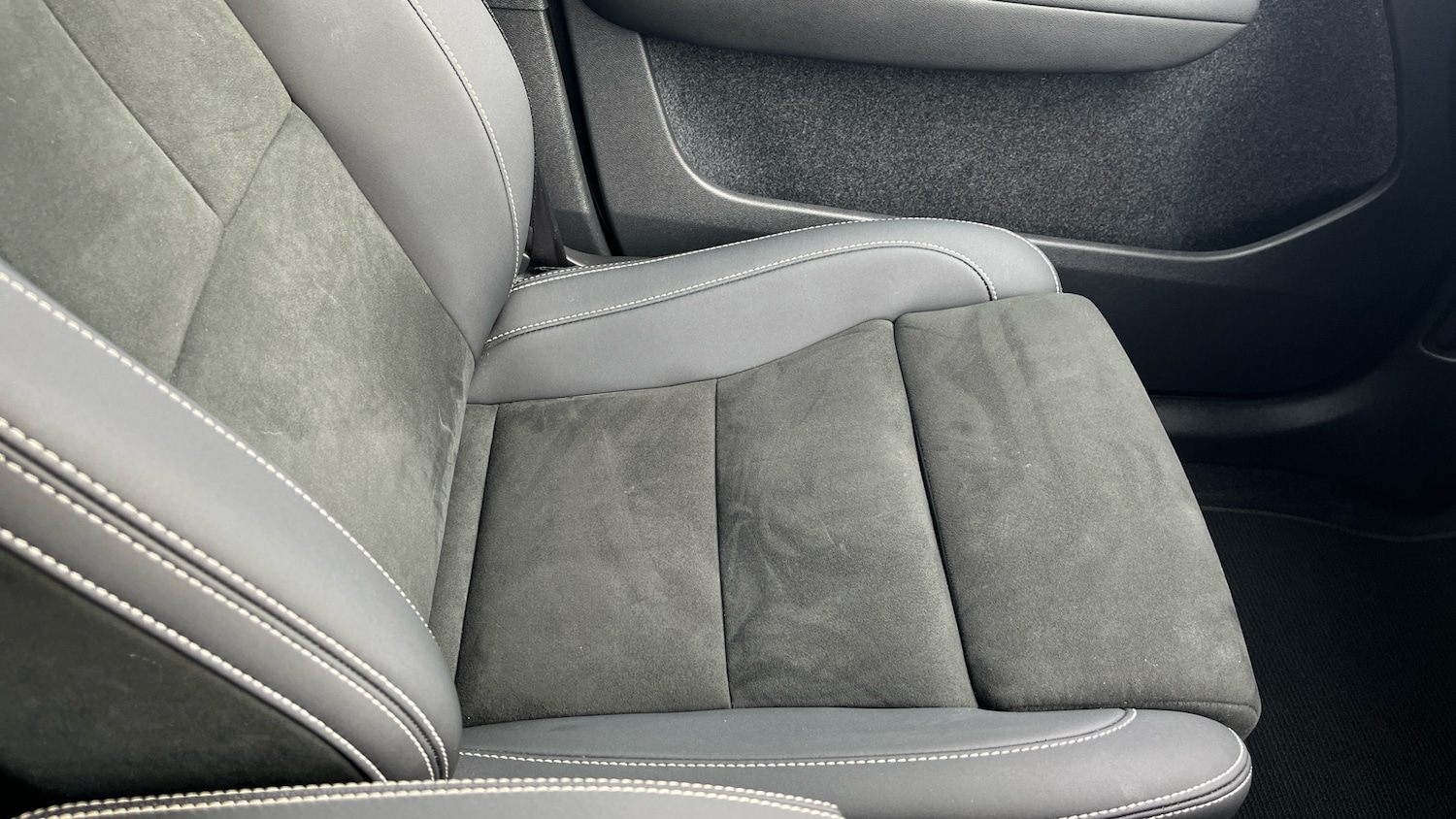 Used Volvo XC40 2022 for sale - 76461721: Photo 33