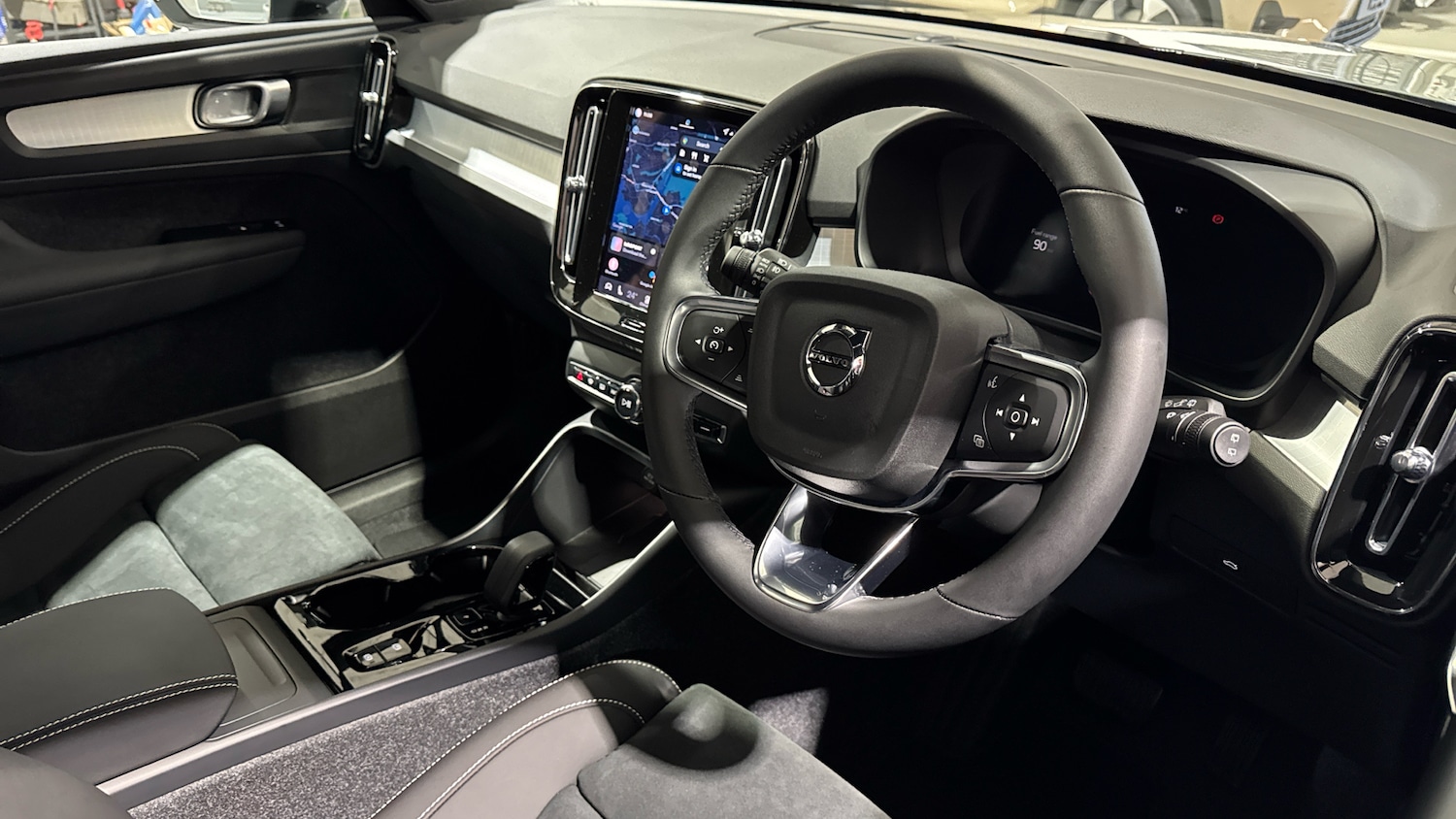 Used Volvo XC40 2025 for sale - 76858668: Photo 18