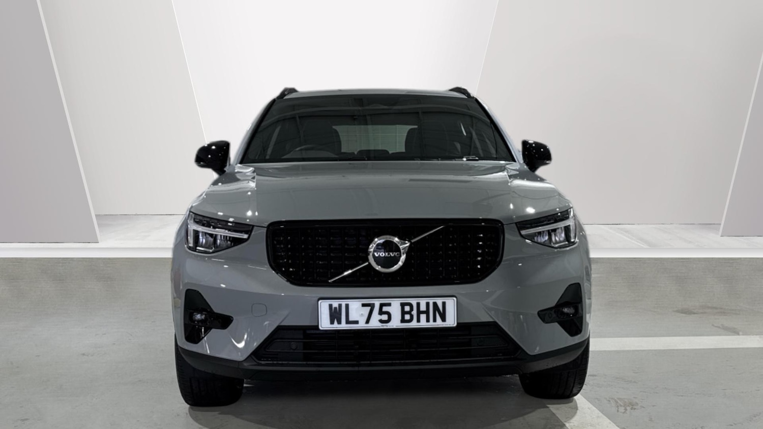 Used Volvo XC40 2025 for sale - 76858668: Photo 8