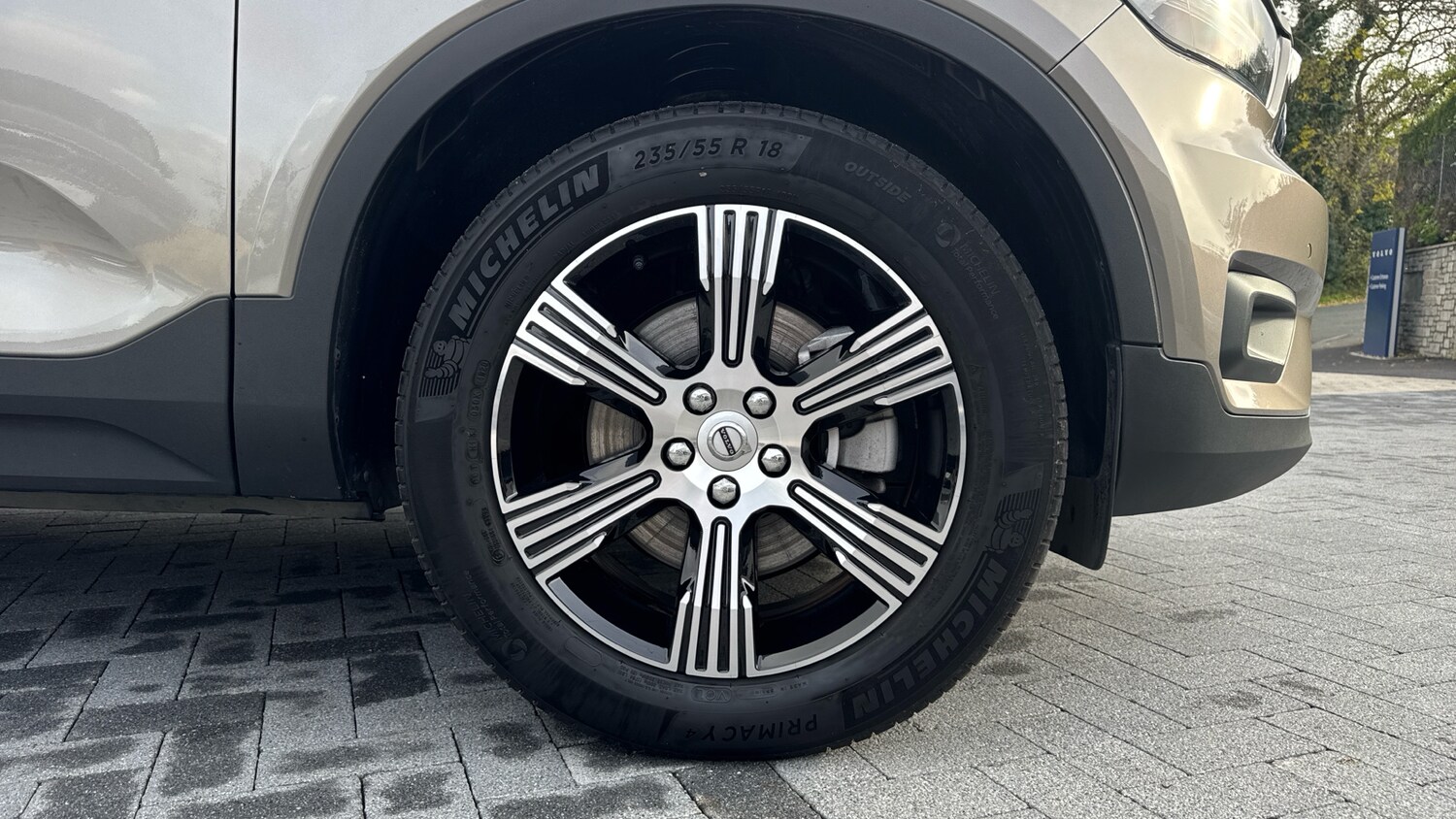 Used Volvo XC40 2021 for sale - 76637276: Photo 9