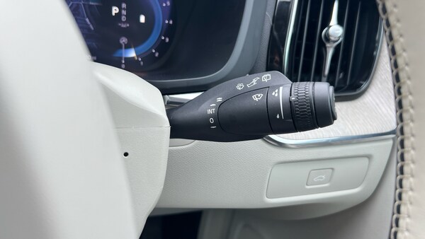 Used Volvo XC60 2022 for sale - 76156531: Photo 25