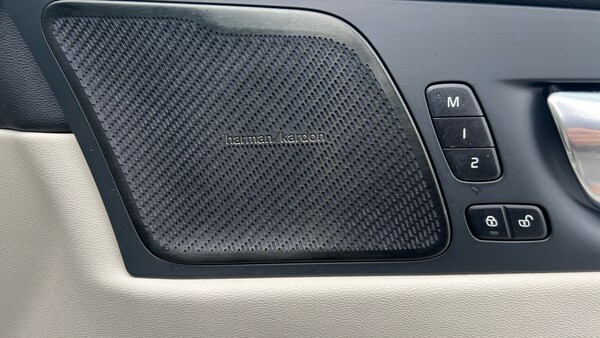 Used Volvo XC60 2022 for sale - 76156531: Photo 40
