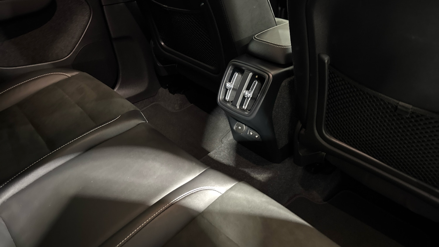 Used Volvo XC40 2021 for sale - 76807378: Photo 23