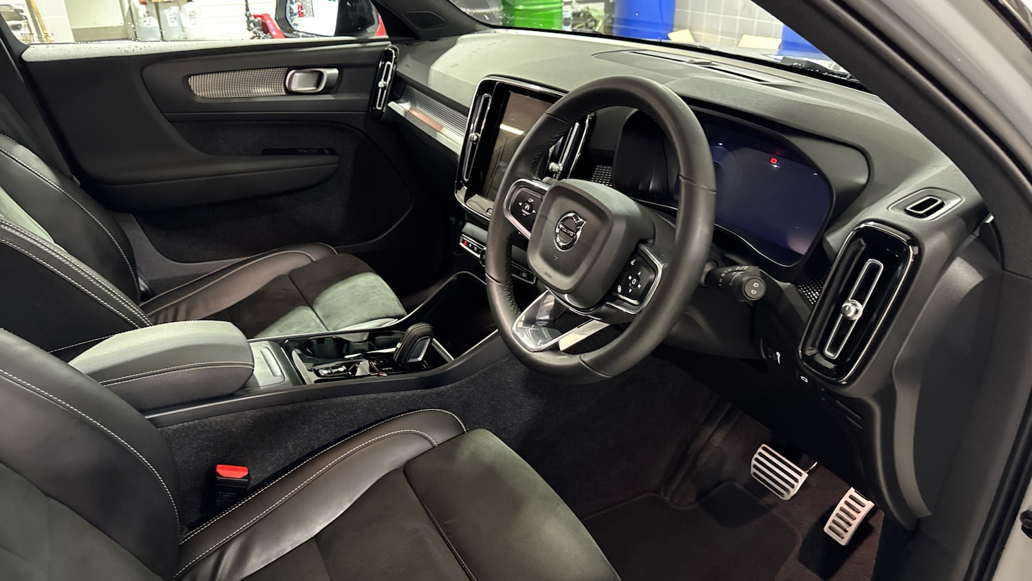 Used Volvo XC40 2021 for sale - 76807378: Photo 4