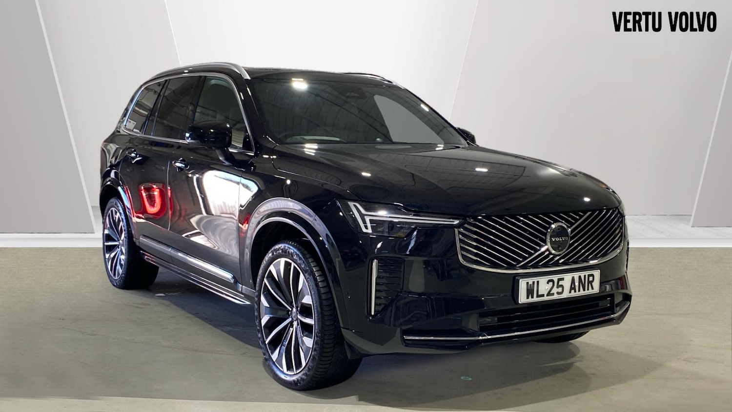 Used Volvo XC90 2025 for sale - 76542751: Photo 1