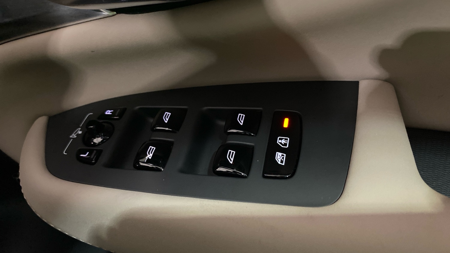 Used Volvo XC90 2025 for sale - 76542751: Photo 26