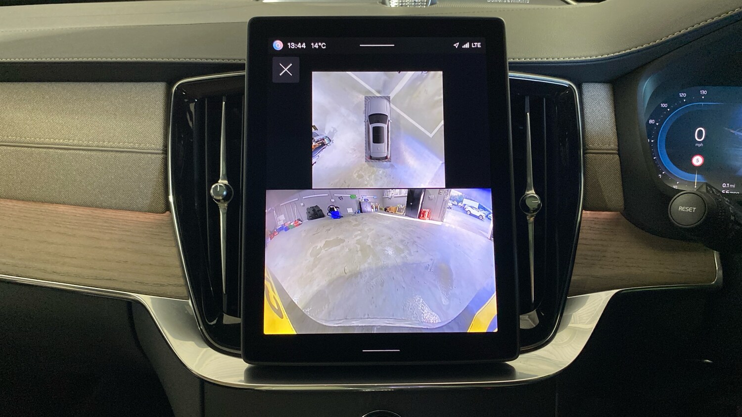 Used Volvo XC90 2025 for sale - 76542751: Photo 39