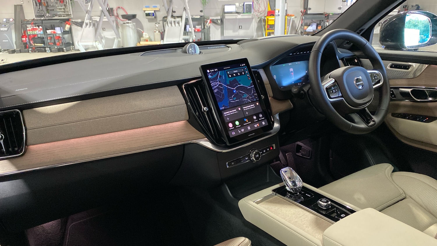 Used Volvo XC90 2025 for sale - 76542751: Photo 4