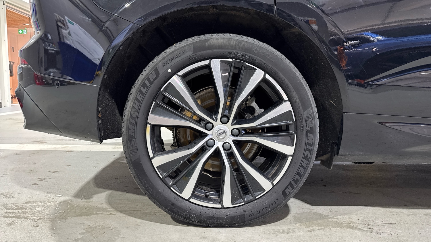 Used Volvo XC60 2023 for sale - 76974146: Photo 9