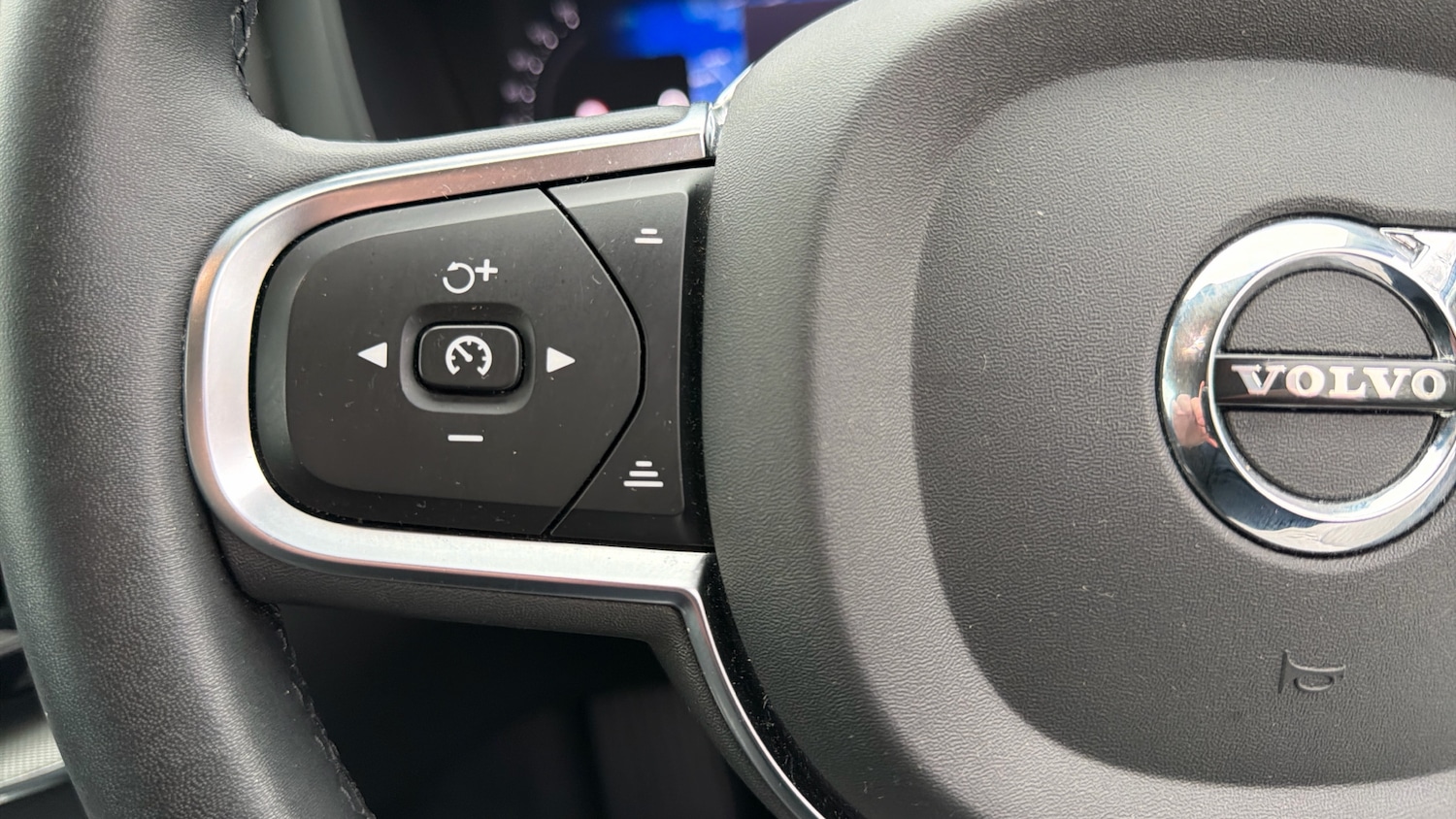 Used Volvo XC60 2023 for sale - 78177405: Photo 20