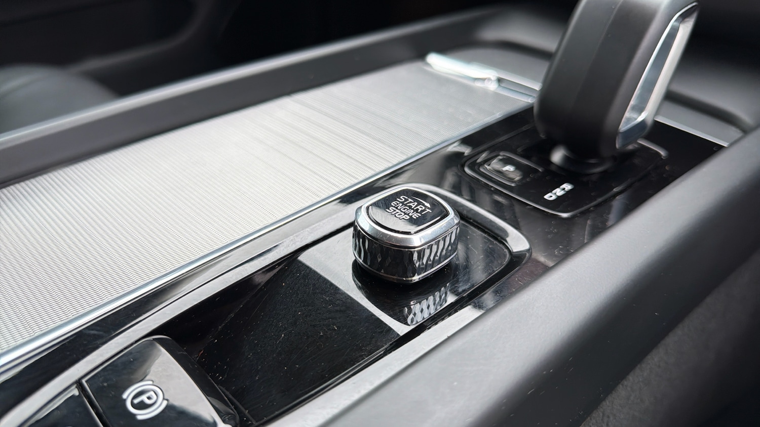 Used Volvo XC60 2023 for sale - 78177405: Photo 26