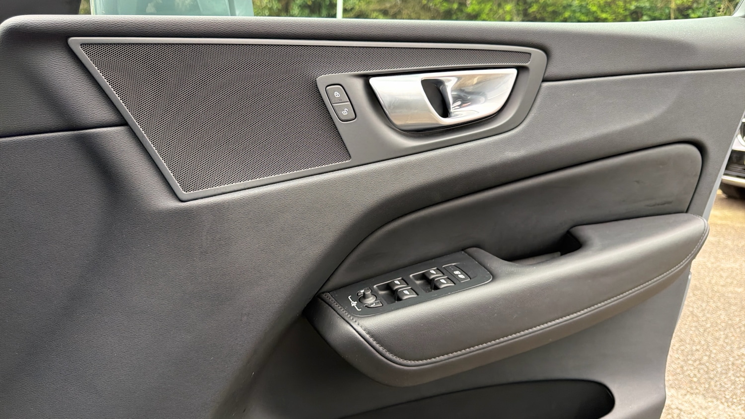 Used Volvo XC60 2023 for sale - 78177405: Photo 28