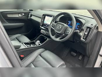 Used Volvo XC40 2023 for sale - 79640193: Photo