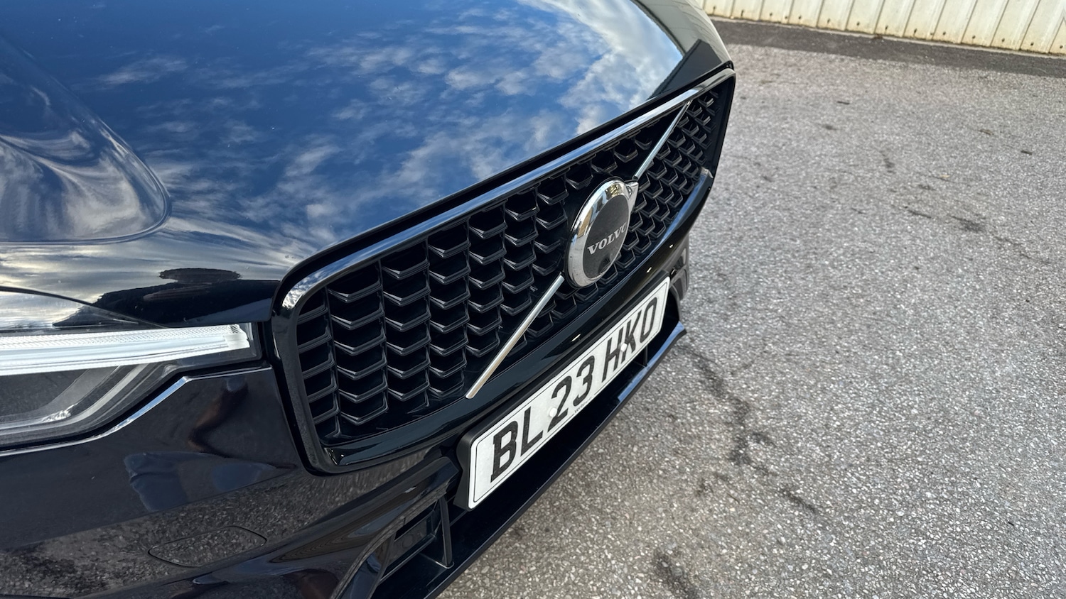 Used Volvo XC60 2023 for sale - 77063826: Photo 22