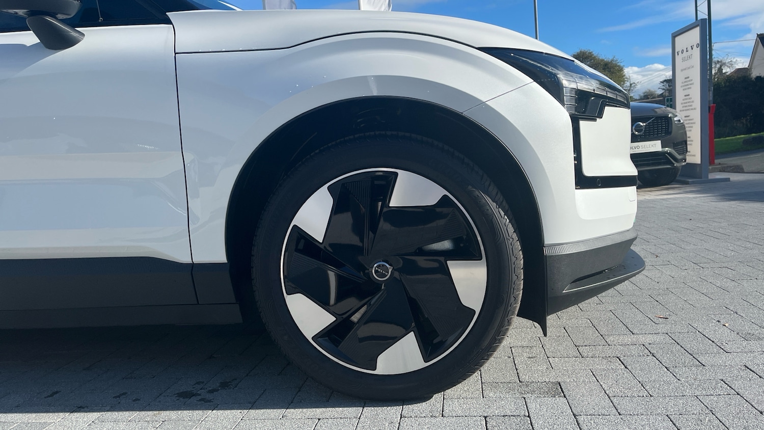 Used Volvo EX30 2025 for sale - 77493175: Photo 16