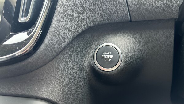 Used Volvo XC40 2025 for sale - 76205940: Photo 23