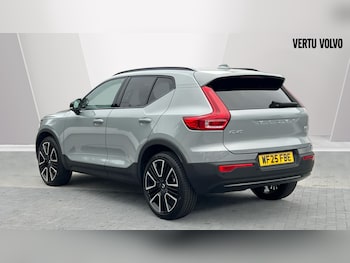 Used Volvo XC40 2025 for sale - 76205940: Photo 2