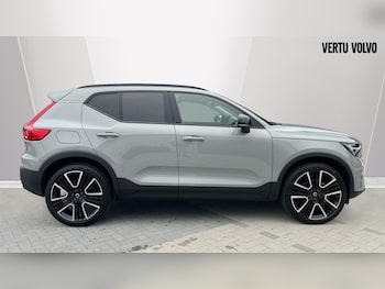 Used Volvo XC40 2025 for sale - 76205940: Photo 3