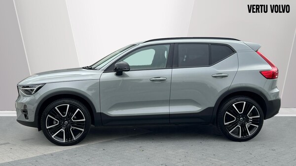 Used Volvo XC40 2025 for sale - 76205940: Photo 8