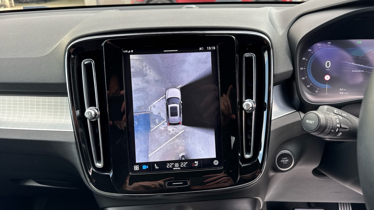 Used Volvo XC40 2023 for sale - 76683963: Photo 12