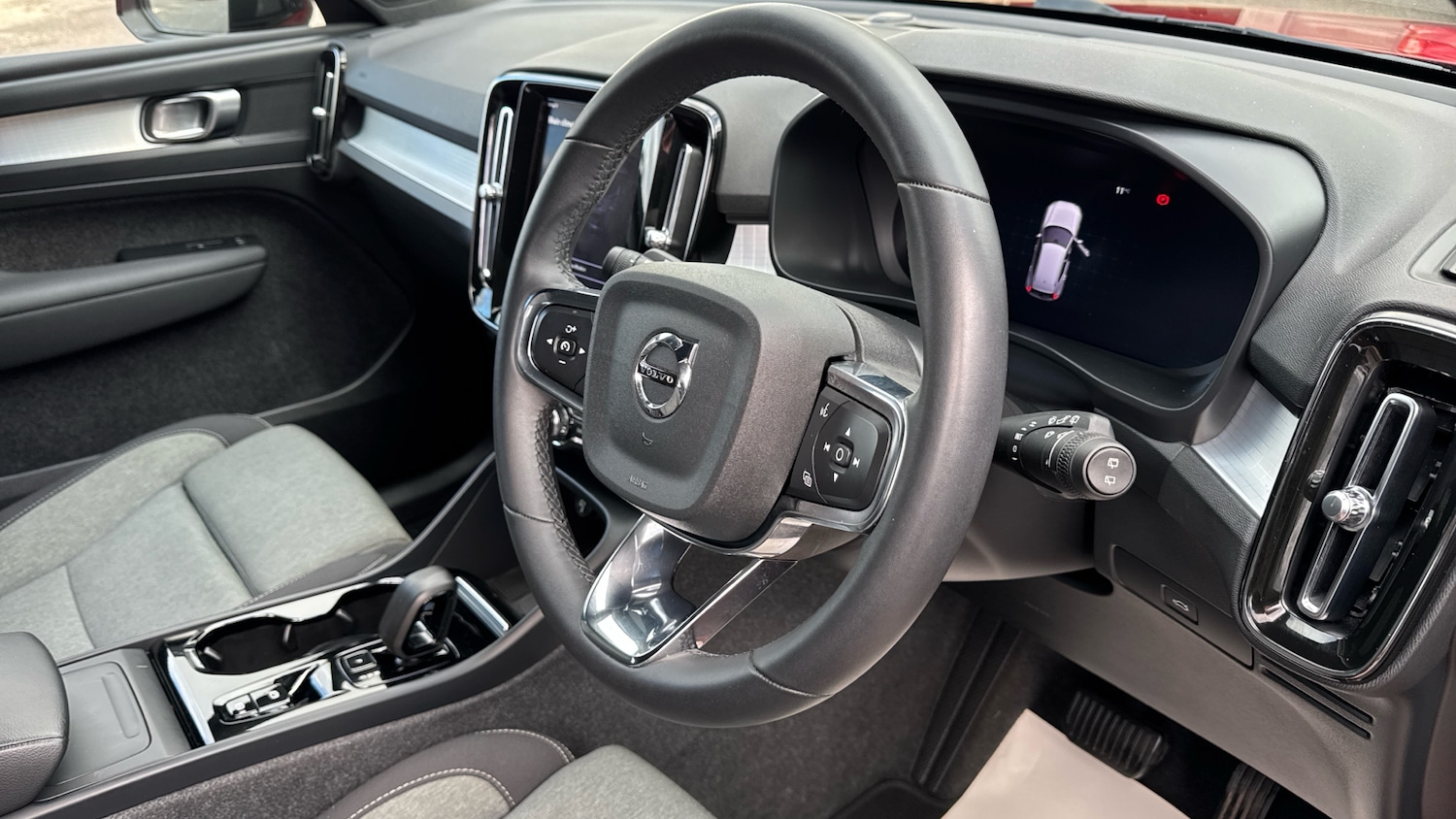 Used Volvo XC40 2023 for sale - 76683963: Photo 21