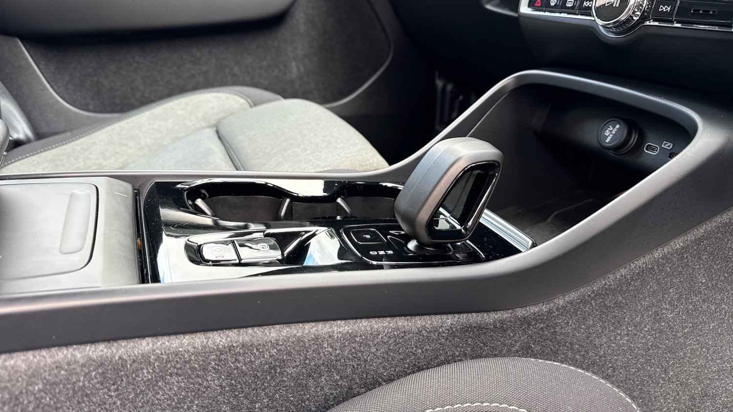 Used Volvo XC40 2023 for sale - 76683963: Photo 23