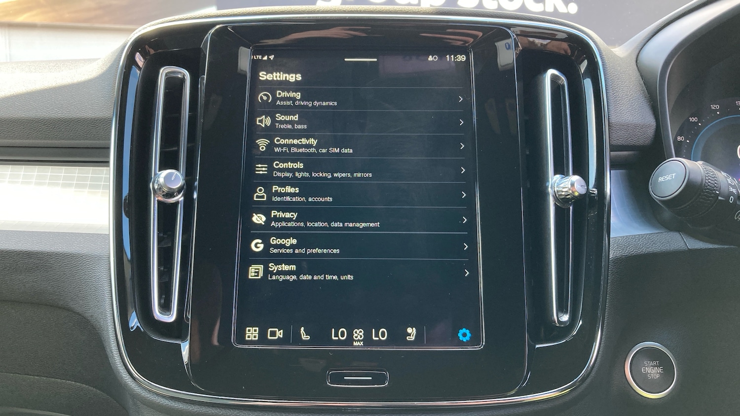 Used Volvo XC40 2023 for sale - 76683963: Photo 38