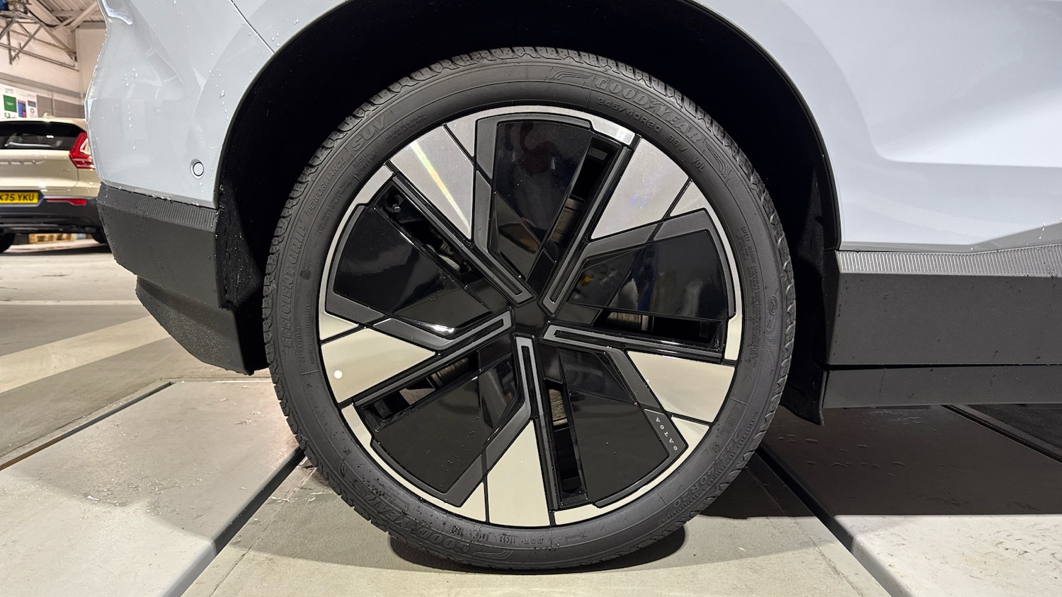 Used Volvo EX30 2025 for sale - 77493190: Photo 9