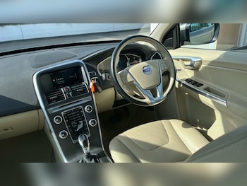 Used Volvo XC60 2014 for sale - 75714313: Photo