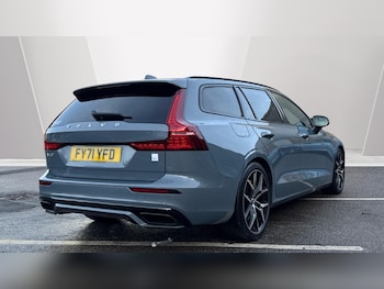 Used Volvo V60 2021 for sale - 77154267: Photo
