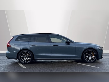 Used Volvo V60 2021 for sale - 77154267: Photo