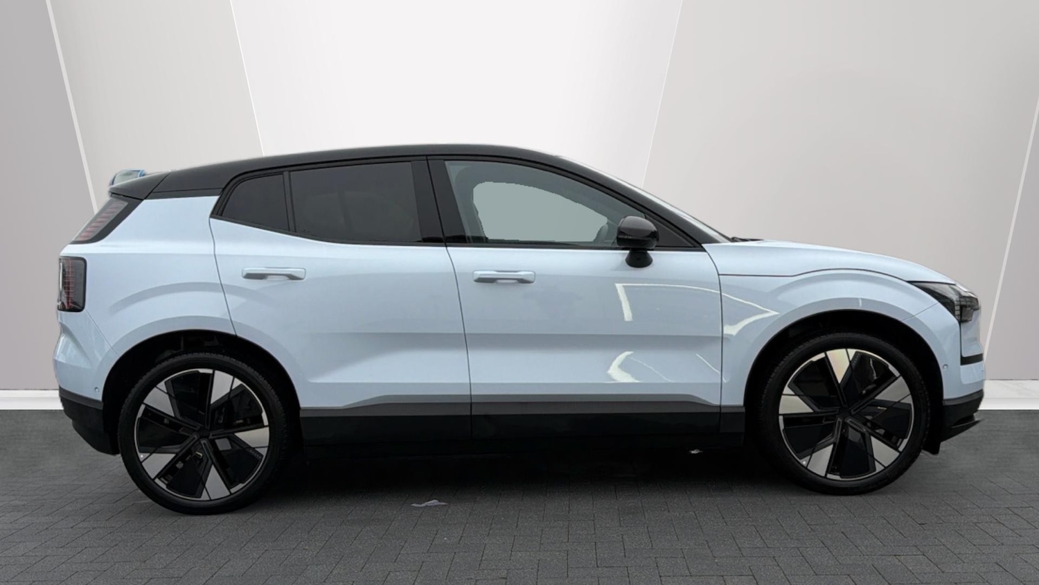 Used Volvo EX30 2025 for sale - 77830393: Photo 3