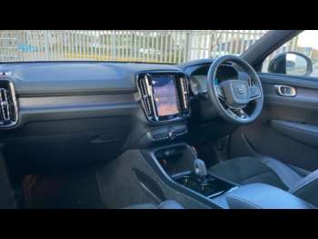 Used Volvo XC40 2021 for sale - 74696983: Photo