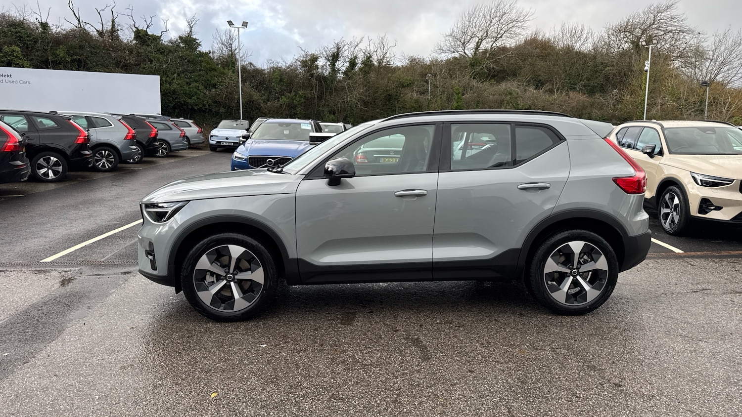 Used Volvo XC40 2025 for sale - 76858669: Photo 16