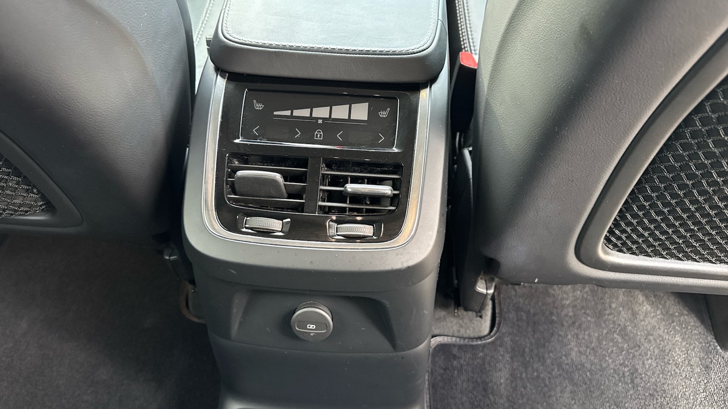 Used Volvo XC90 2020 for sale - 77022725: Photo 22