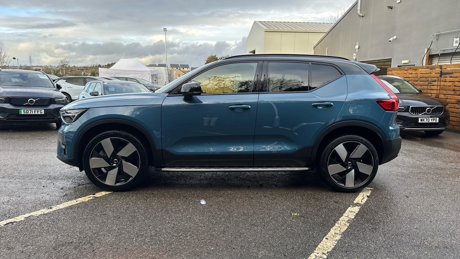 Used Volvo XC40 2023 for sale - 77340255: Photo 16