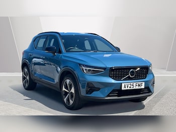Used Volvo XC40 2025 for sale - 79239725: Photo