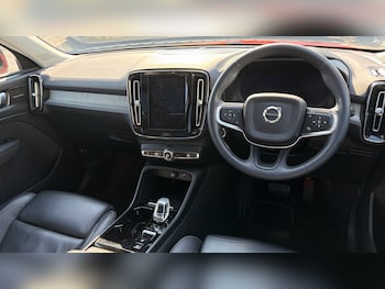 Used Volvo XC40 2022 for sale - 77945301: Photo