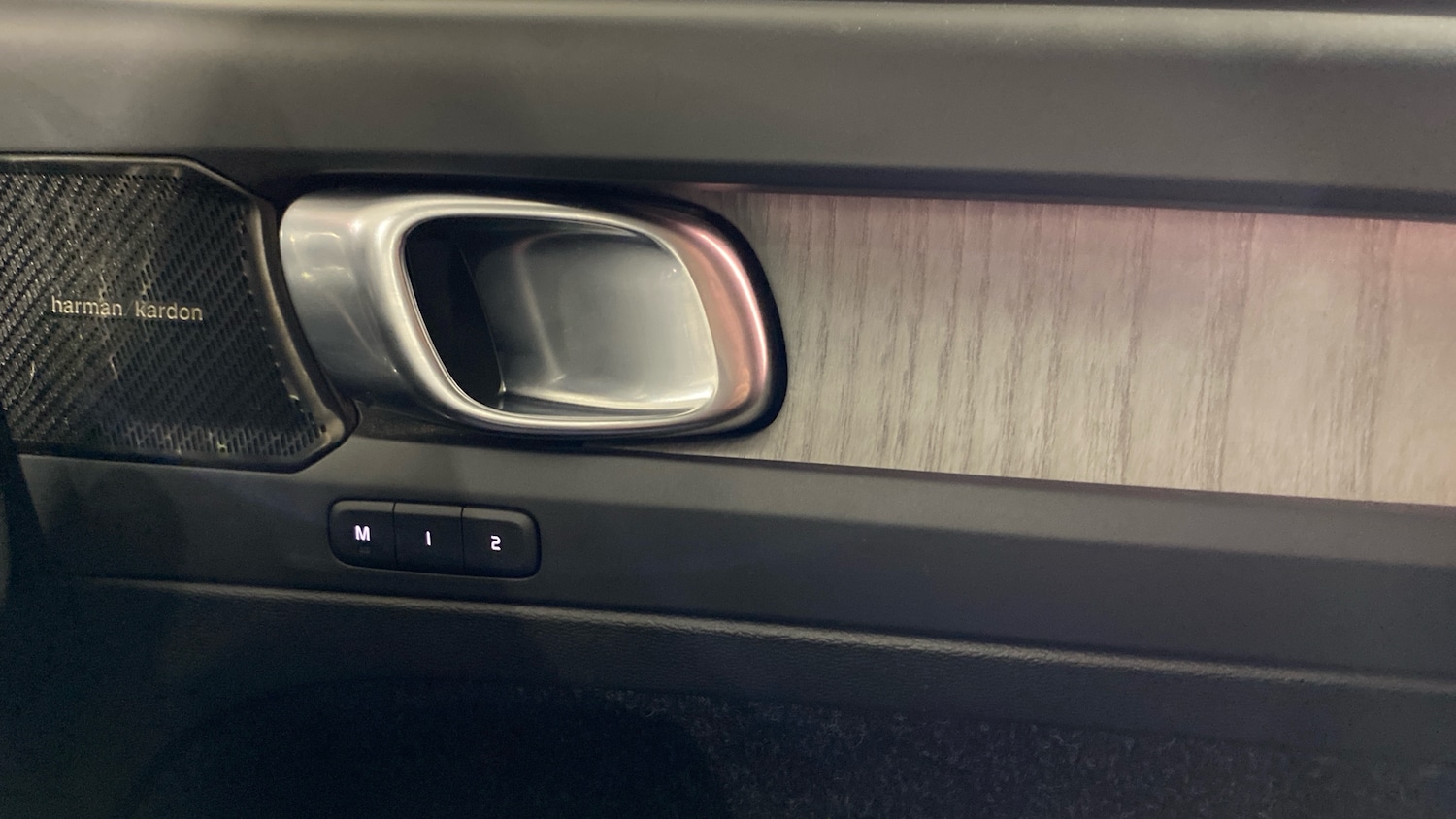 Used Volvo XC40 2021 for sale - 76545185: Photo 15