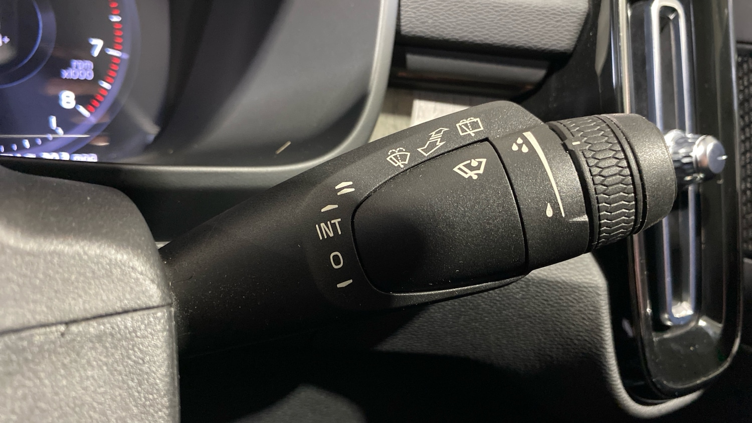 Used Volvo XC40 2021 for sale - 76545185: Photo 24