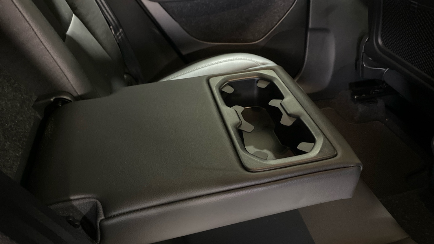 Used Volvo XC40 2021 for sale - 76545185: Photo 25