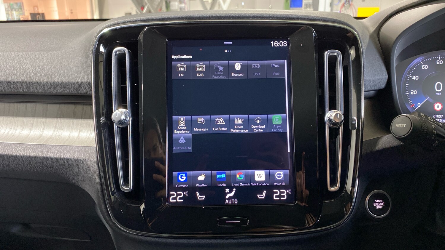 Used Volvo XC40 2021 for sale - 76545185: Photo 27