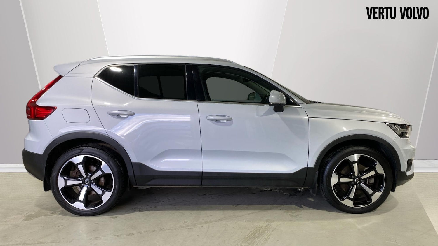 Used Volvo XC40 2021 for sale - 76545185: Photo 3